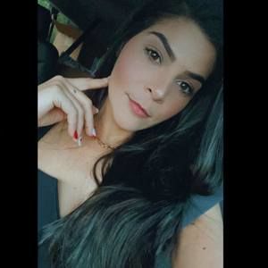 Meet your Posher, Camila